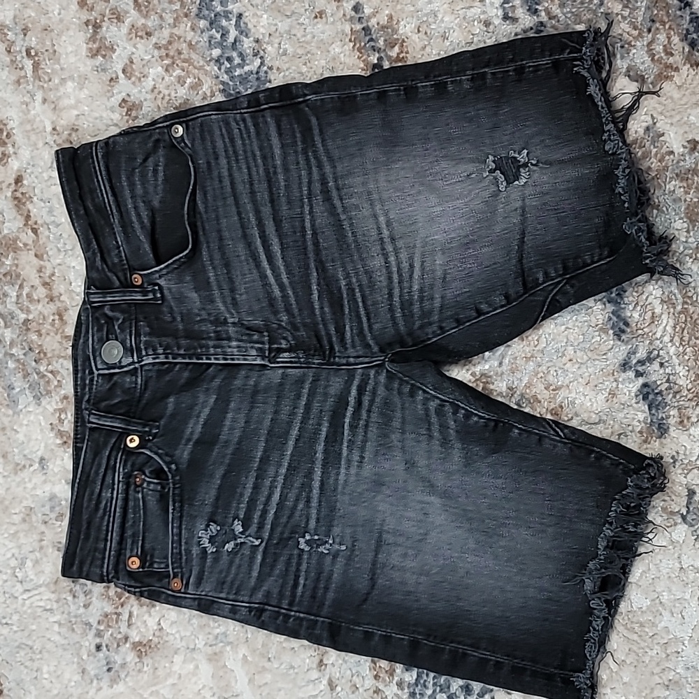 American Eagle Outfitters Men's siz 26 move free athletic jean distressed shorts